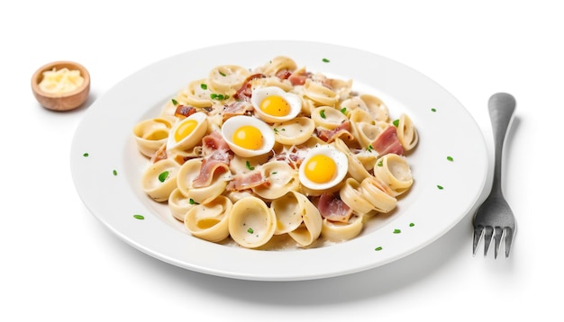 Orecchiette pasta de carbonara caseira com queijo parmesano duro de ovo pancetta e molho de creme