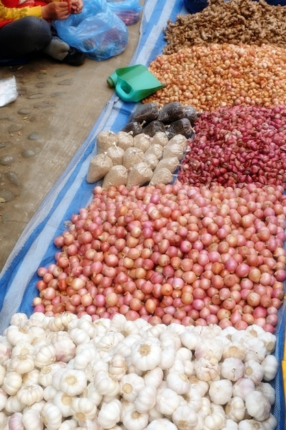 Orgainic Zwiebel im Markt