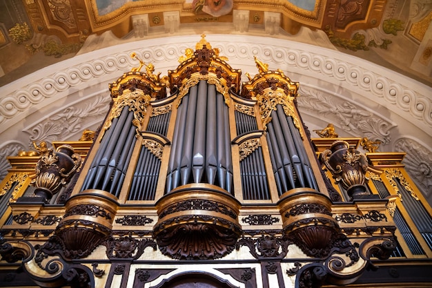 Foto orgel der karlskirche wien