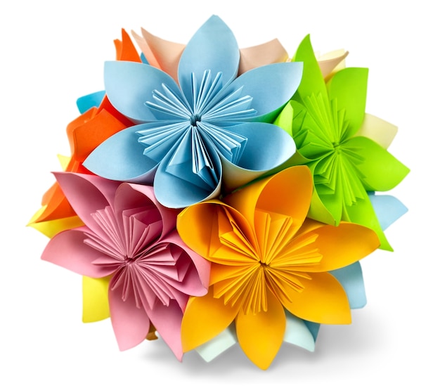 Origami de flores coloridas - imagem isolada