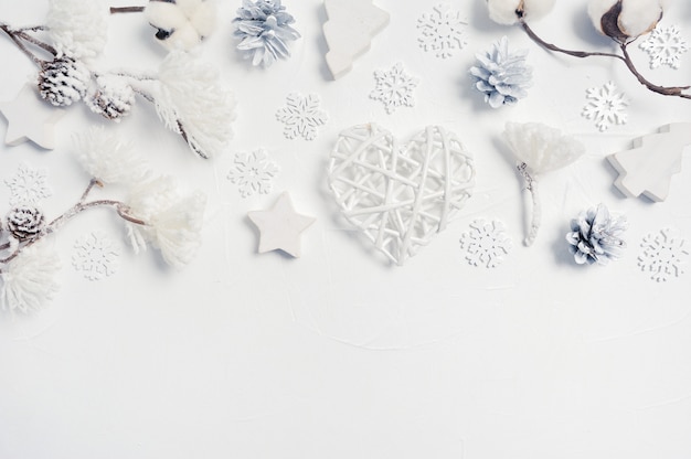 ornamentos de inverno branco