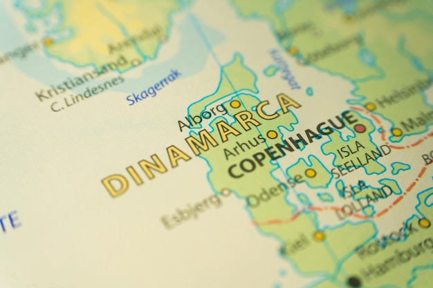 Orografische Karte von Dänemark mit Verweisen auf Spanisch Konzept der Kartografie Reisetourismus Geografie Differenzialer Fokus