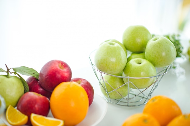 Os frutos do amante da saúde Fruta saudável E cuidados de saúde para comer alimentos saudáveis. Para a pele.