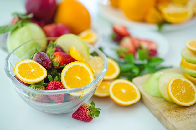 Os frutos do amante da saúde Fruta saudável E cuidados de saúde para comer alimentos saudáveis. Para a pele.