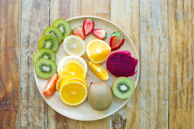 Os frutos do amante da saúde fruta saudável e cuidados de saúde para comer alimentos saudáveis. para a pele.