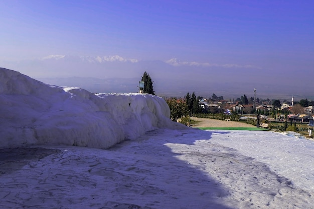 Os travertinos de cálcio em Pamukkale