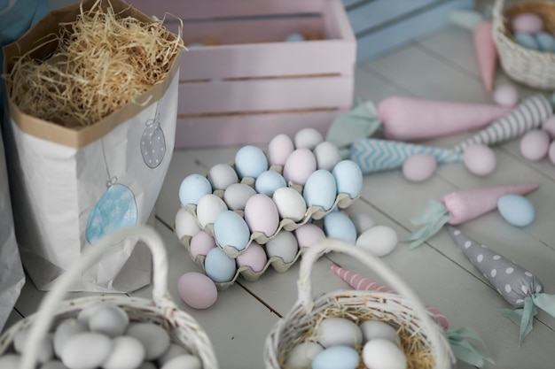 Ostereier mit Pastellfarben bemalt Dekor für Ostern Bunte Ostereier