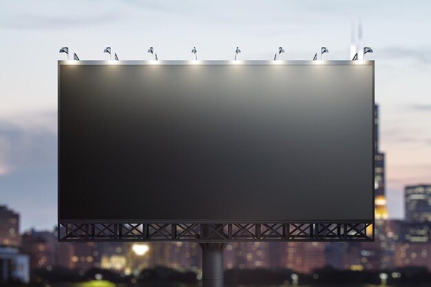 Outdoor horizontal preto em branco no fundo do horizonte na vista frontal da noite Mock up conceito de publicidade