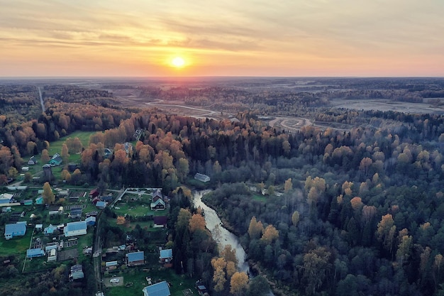 outono panorama drone, paisagem no outono natureza vista superior