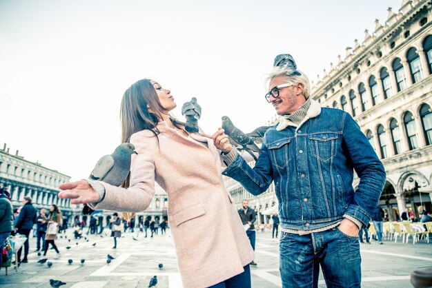 Paar besucht Markusplatz, Venedig