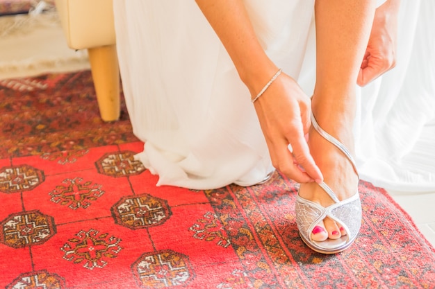 Paar weiße hochzeitsschuhe für frauen