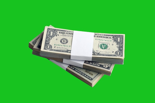 Pacote de notas de dólar americano isoladas em chroma keyer verde Pacote de dinheiro americano com alta resolução em máscara verde perfeita