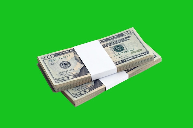 Pacote de notas de dólar americano isoladas em chroma keyer verde Pacote de dinheiro americano com alta resolução em máscara verde perfeita