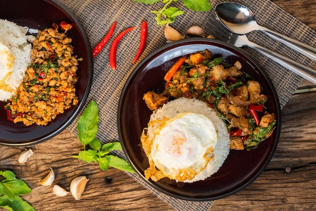 Pad kaprao, comida tailandesa cultura picante de tailandia