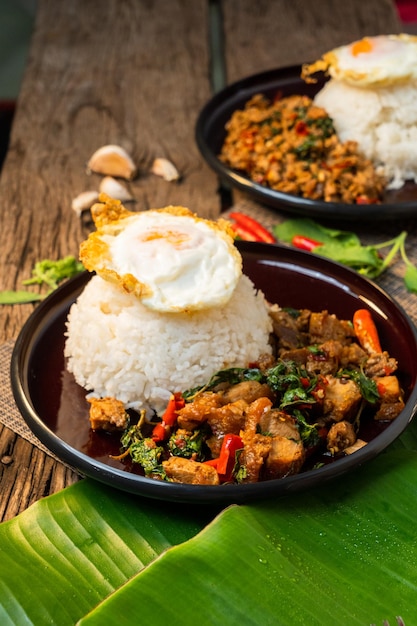 Pad kaprao, comida tailandesa cultura picante de tailandia