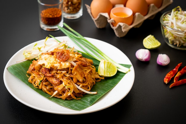 Pad Thai - fideos de arroz salteados