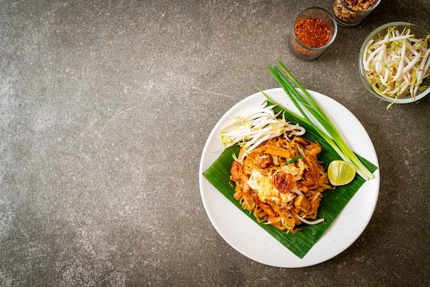 Pad Thai - fideos de arroz salteados