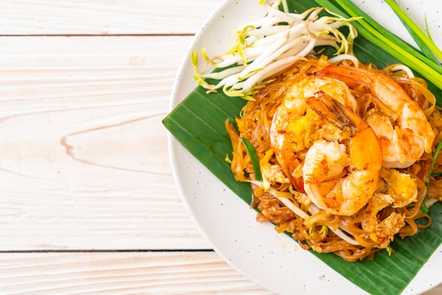 Pad Thai - fideos de arroz salteados