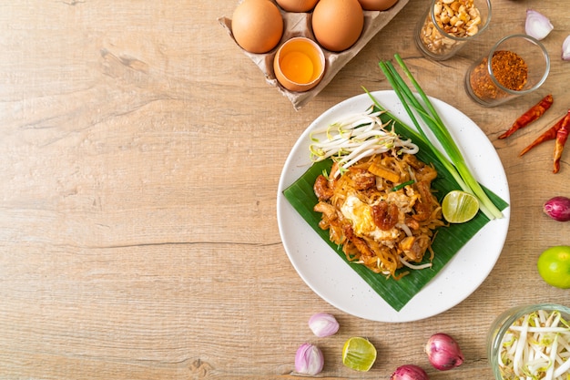 Pad Thai - fideos de arroz salteados