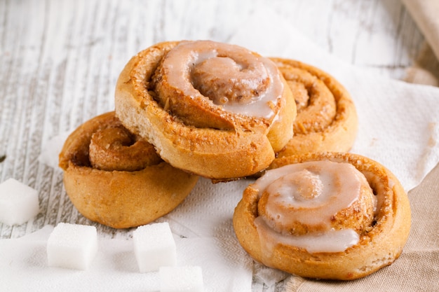 Pãezinhos de canela doces