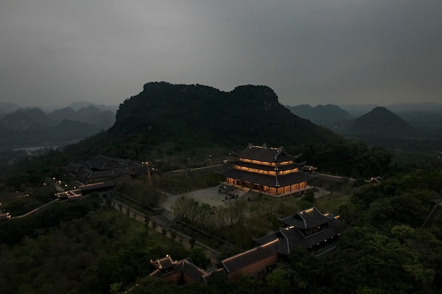 Foto pagoda de bai dinh vista do ar