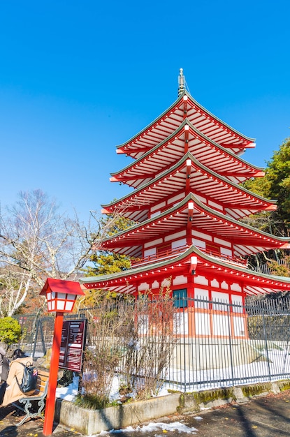 Pagoda roja