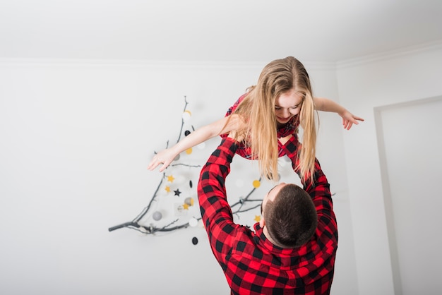 Foto pai e filha juntos no dia dos pais