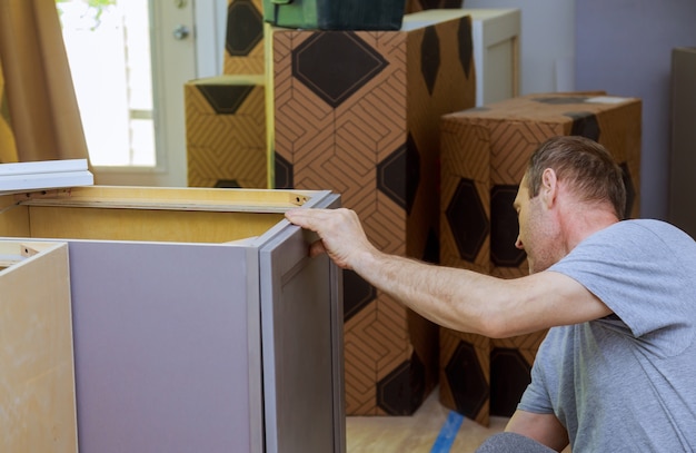 Foto painel de gabinete instalado materiais móveis decoração cozinha armários de melhorias