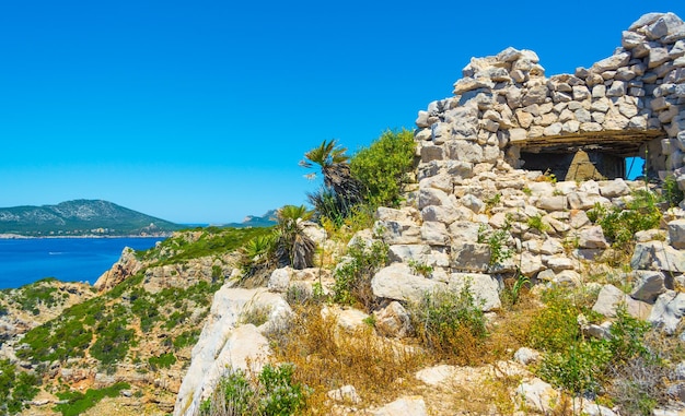 Paisagem da costa de Capo Caccia na Sardenha