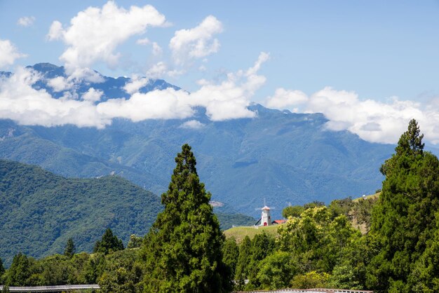 Foto paisagem da fazenda cingjing, no condado de nantou, em taiwan