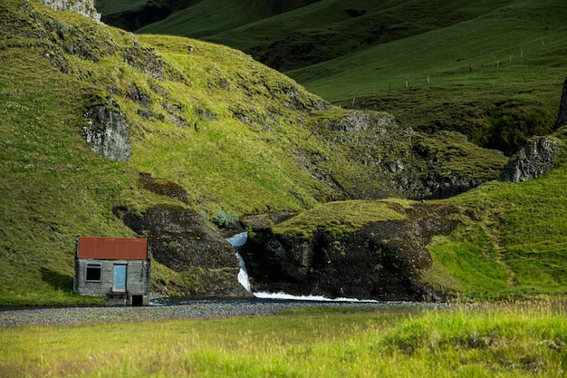 Paisagem da Islândia com belas planícies