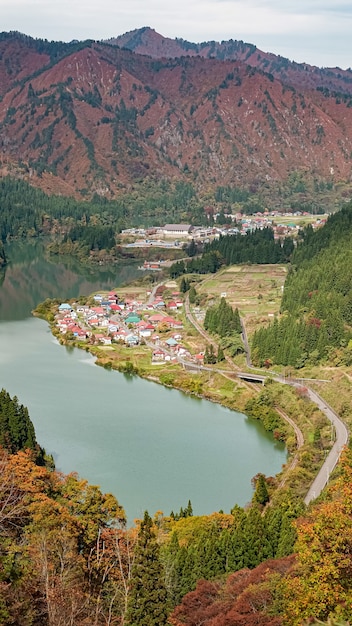 Paisagem da Linha Tadami em Fukushima, Japão