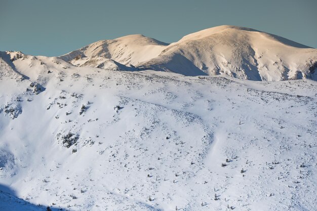 Foto paisagem de inverno das montanhas tatra zakopanepolônia