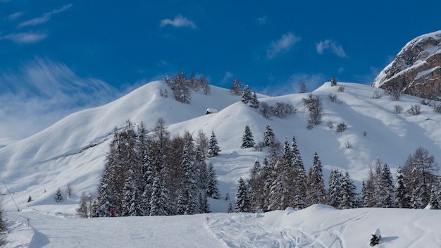 Paisagem de inverno nas dolomitas