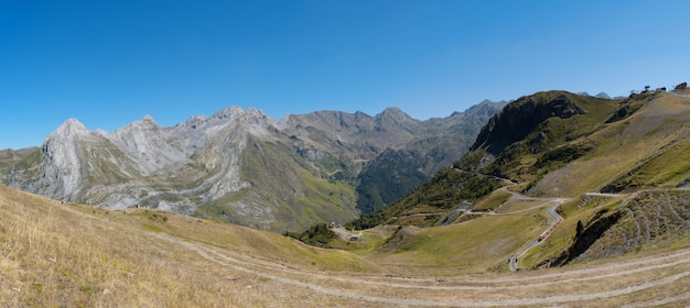 Paisagem de montanha nos pirinéus