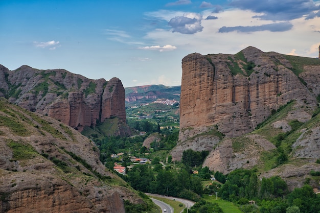 Paisagem de montanhas em Viguera