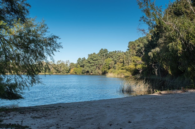 Paisagem de um lago em Canelones Uruguai
