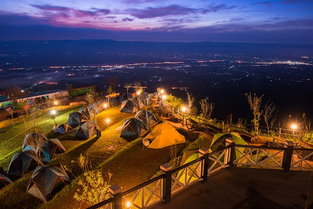 Paisagem do céu lindo amanhecer na Tailândia phutabberk 10-2015