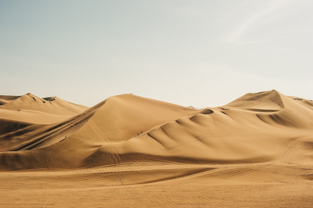 Paisagem do deserto de Huacachina. em Ica, Peru.