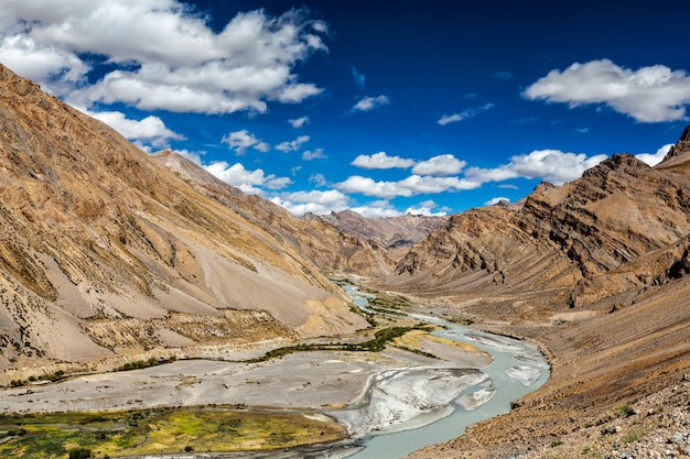 Paisagem do himalaia, ladakh, índia