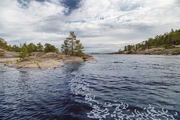 Paisagem do lago ladoga