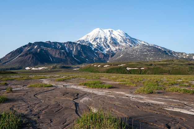 Foto paisagem do vulcão da península de kamchatka