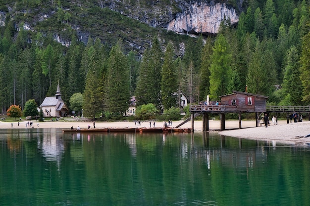 Paisagem Dolomitesm, itália, lago di braies.