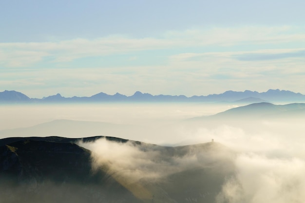 Paisagem montanhosa Mount Grappa panorama Alpes italianos