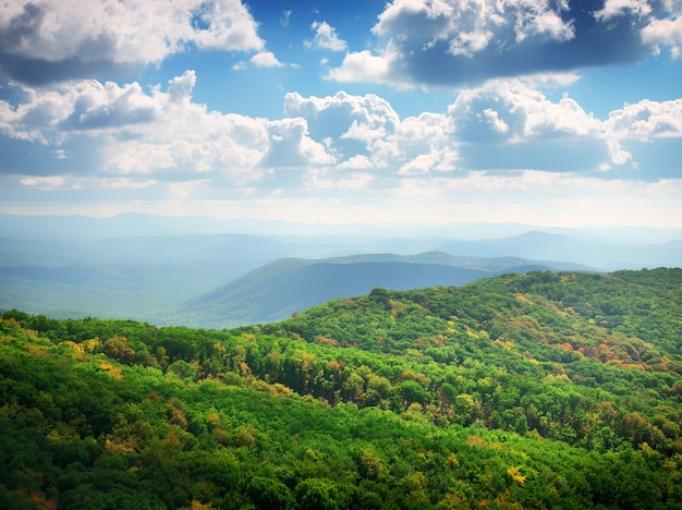 Paisagem montanhosa