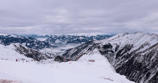 Paisagem natural dos Alpes suíços como uma montanha