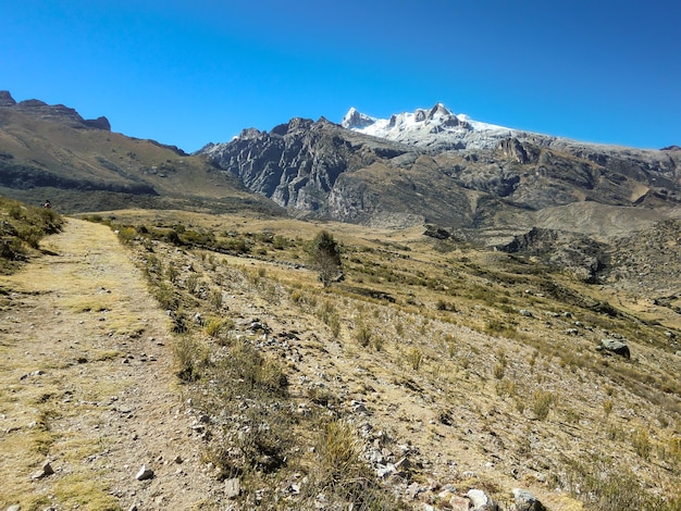 Paisagem no altiplano dos Andes peruanos