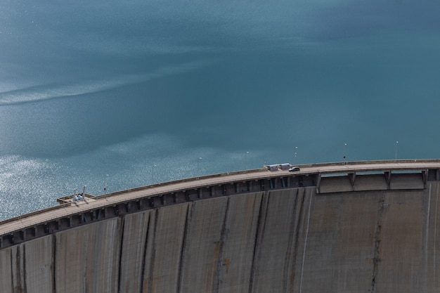 Foto paisagem perto da barragem atazar (madrid, espanha)