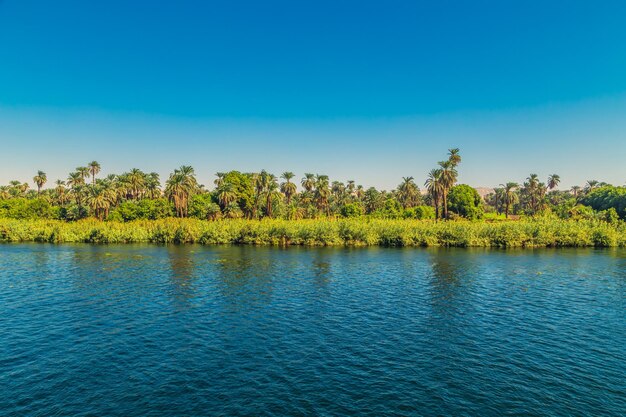 Foto paisagem pitoresca do rio nilo