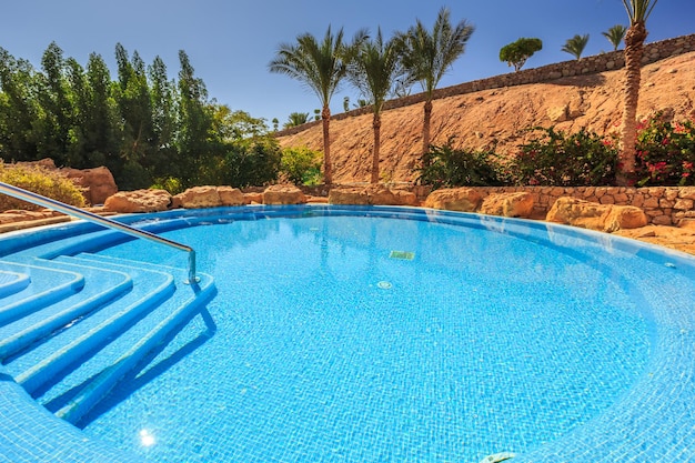 Paisagem sem piscina em hotel de luxo